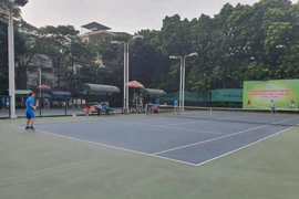 Giải quần vợt Công đoàn Viên chức Việt Nam thu hút sự tham gia của 200 vận động viên. (Ảnh: PV/Vietnam+)