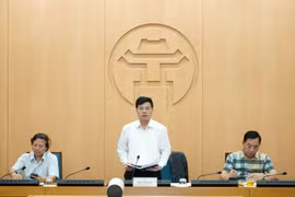 Phó Chủ tịch Ủy ban nhân dân thành phố Hà Nội Ngô Văn Quý phát biểu tại cuộc họp Ban chỉ đạo phòng chống dịch bệnh COVID-19. (Ảnh: Xuân Quảng/Vietnam+)