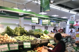 Nguồn cung hàng hóa thiết yếu được đảm bảo trong mọi tình huống. (Ảnh: Vietnam+)