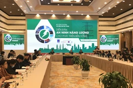 Diễn đàn An ninh năng lượng cho phát triển bền vững do Bộ Công Thương tổ chức ngày 22/12. (Ảnh: Đức Duy/Vietnam+)