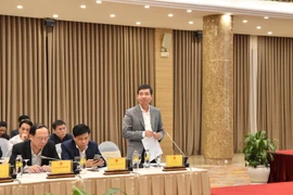 Cơ quan chức năng cung cấp thông tin cho báo chí tại phiên họp báo Chính phủ tối 2/12. (Ảnh: Đức Duy/Vietnam+)