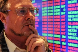 Chứng khoán châu Âu chao đảo vì tình hình chính trị tại Hy Lạp