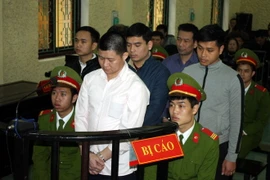 Để can phạm bỏ trốn, nguyên cán bộ trại giam lĩnh 24 tháng tù