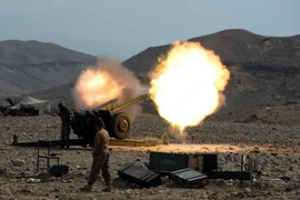 Lực lượng an ninh Afghanistan trong chiến dịch truy quét phiến quân tại huyện Kot, tỉnh Nangarhar. (Nguồn: AFP/TTXVN)