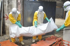 Guinea tuyên bố tình trạng khẩn cấp tại 5 khu vực có dịch Ebola