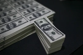 Indonesia phát hiện túi đôla giả ở sân bay quốc tế Soekarno-Hatta