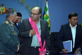 Bolivia cách chức Bộ trưởng Quốc phòng Jorge Ledezma