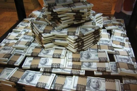 Wall Street Journal: Ukraine chỉ đủ ngoại tệ dùng trong 1 tháng