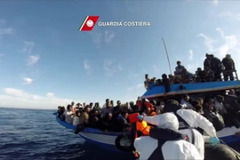 Italy kêu gọi EU họp thượng đỉnh sau vụ 700 người nhập cư thiệt mạng