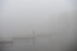 Khói mù bao phủ thủ phủ Ngân Xuyên, Khu tự trị dân tộc Hồi Ninh Hạ, Trung Quốc ngày 9/11. (Nguồn: THX/TTXVN)