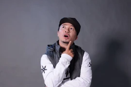 [Video] Ca sỹ Hà Lê chia sẻ kinh nghiệm làm Rap News Contest