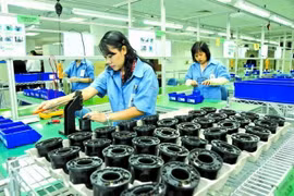 Singapore: Năng suất lao động sụt giảm mạnh trong 3 năm liền