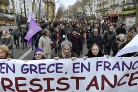 Hạ viện Đức chấp thuận gia hạn chương trình cứu trợ cho Hy Lạp