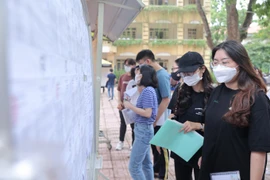 Thí sinh sẽ có thể biết điiểm chuẩn xét tuyển đại học từ chiều mai, 15/9. (Ảnh: Hoàng Hiếu/Vietnam+)