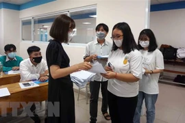 Thí sinh dự kỳ thi đánh giá năng lực của Đại học Quốc gia Thành phố Hồ Chí Minh. (Ảnh: Thu Hoài/TTXVN)