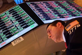 Thị trường chứng khoán của các nước đồng loạt giảm điểm 