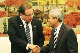 Đoàn Hạ viện Cộng hòa Đông Uruguay thăm thành phố Hải Phòng