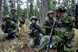 Lực lượng phòng vệ Nhật Bản đang luyện tập. (Nguồn: wikipedia)