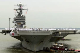 Mỹ điều tàu sân bay giúp Yemen chống lại phiến quân Houthi 