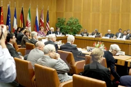 Nhóm P5+1 và Iran tiếp tục cuộc đàm phán hạt nhân tại Vienna