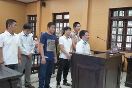 Các bị cáo tại phiên tòa. (Ảnh: TTXVN phát)