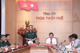 Đại tướng Phan Văn Giang phát biểu tại buổi làm việc với lãnh đạo tỉnh Thừa Thiên-Huế. (Ảnh: Tường Vi/TTXVN.)