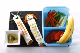 Chắc chắn các bé sẽ rất thích thú trước một món ăn được trình bày bắt mắt như thế này. (Ảnh: Mövenpick Hà Nội)