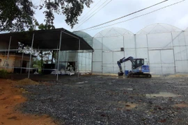 Xưởng sản xuất phân vi sinh gây ô nhiểm môi trường ở xã Tứ Mỹ, huyện Tam Nông, tỉnh Phú Thọ. (Ảnh: Trung Kiên/TTXVN)