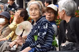 Nhật Bản đối mặt với tình trạng già hóa dân số. (Nguồn: The National)