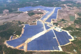 Toàn cảnh Nhà máy điện mặt trời Cư Jút. (Ảnh: Ngọc Minh/TTXVN)