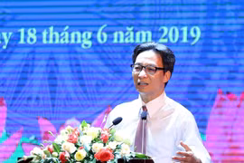 Phó Thủ tướng Vũ Đức Đam phát biểu chỉ đạo Hội nghị. (Ảnh: Phương Hoa/TTXVN)