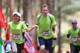 Các vận động viên tham gia giải chạy Siêu Marathon quốc tế Dalat Ultra Trail 2019. (Nguồn: Vietnam+)