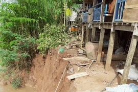 Hiện trường vụ sạt lở. (Ảnh: Công Mạo/TTXVN)