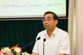 Ông Đinh Văn Điến, Chủ tịch UBND tỉnh Ninh Bình, Trưởng ban Chỉ đạo Chương trình mục tiêu quốc gia xây dựng nông thôn mới tỉnh Ninh Bình phát biểu tại Hội nghị. (Ảnh: Thùy Dung/TTXVN)