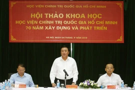 Giáo sư, tiến sỹ Nguyễn Xuân Thắng, Bí thư Trung ương Đảng, Chủ tịch Hội đồng Lý luận Trung ương, Giám đốc Học viện Chính trị Quốc gia Hồ Chí Minh phát biểu. (Ảnh: Nguyễn Dân/TTXVN)