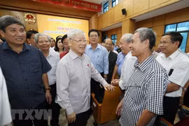 Tổng Bí thư, Chủ tịch nước Nguyễn Phú Trọng với cử tri quận Ba Đình, Hoàn Kiếm và Tây Hồ. (Ảnh: Trí Dũng/TTXVN) 