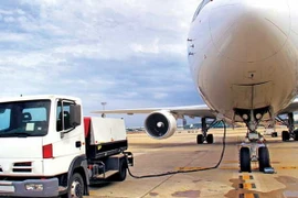 Ngành hàng không dân dụng góp phần làm biến đổi khí hậu toàn cầu