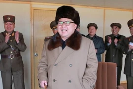Nhà lãnh đạo Kim Jong Un thị sát một cuộc tập trận của quân đội Triều Tiên. (Nguồn: Sputnik/TTXVN)