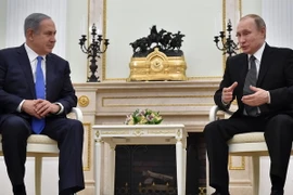 Tổng thống Nga hội đàm với Thủ tướng Israel. (Nguồn: AFP/TTXVN) 