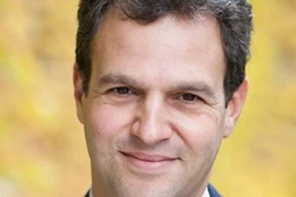 Cố vấn đối ngoại cấp cao nhất của Thủ tướng Canada từ chức