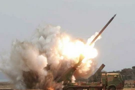 Vụ phóng các vật thể tầm ngắn của Triều Tiên ra vùng biển phía Đông nước này trong. (Nguồn: Yonhap/TTXVN) 