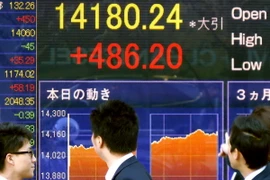 Chứng khoán châu Á chuyển động trái chiều trong phiên đầu tuần