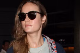 Brie Larson mặc áo thổ cẩm, quảng bá Phong Nga Kẻ Bàng ở Oscar
