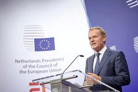 Chủ tịch Hội đồng châu Âu Donald Tusk phát biểu trong cuộc họp báo ở Brussels, Bỉ ngày 24/6. (Nguồn: THX/TTXVN) 