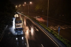 Mưa lớn ở Trung Quốc ngày 2/9. (Nguồn: THX/TTXVN)