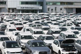 Ôtô của Hãng Volkswagen tại trung tâm kiểm duyệt của Audi Volkswagen Korea. (Nguồn: EPA/TTXVN )