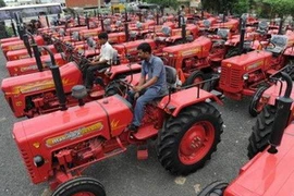 Máy nông nghiệp của hãng Mahindra. (Nguồn: AFP)