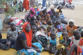 Người tị nạn tại N'Djamena, CH Chad. (Ảnh: AFP/TTXVN)