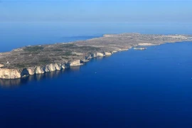 Italy chật vật ứng phó với dòng người di cư từ Bắc Phi và Balkan