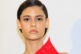 Chuyên gia chăm sóc da Nilam Holmes. (Ảnh: Vogue)
